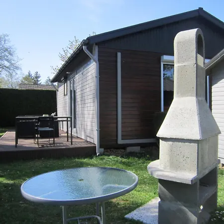 Le Petit Chalet Resteigne