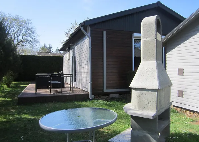 Le Petit Chalet Resteigne
